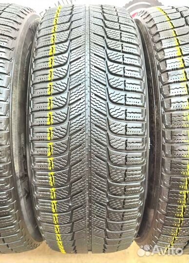 Michelin X-Ice XI3 215/60 R17 98V