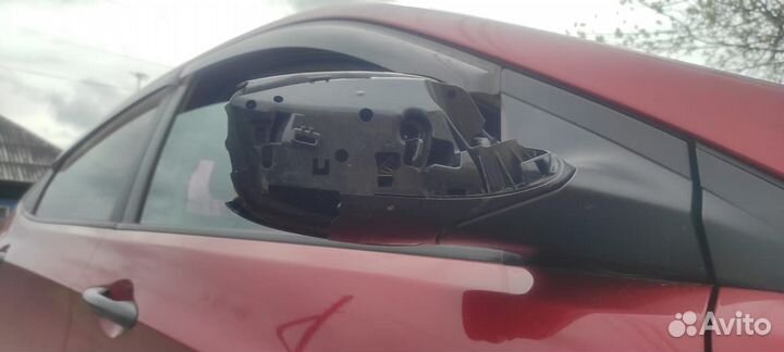 Боковое зеркало на hyundai solaris