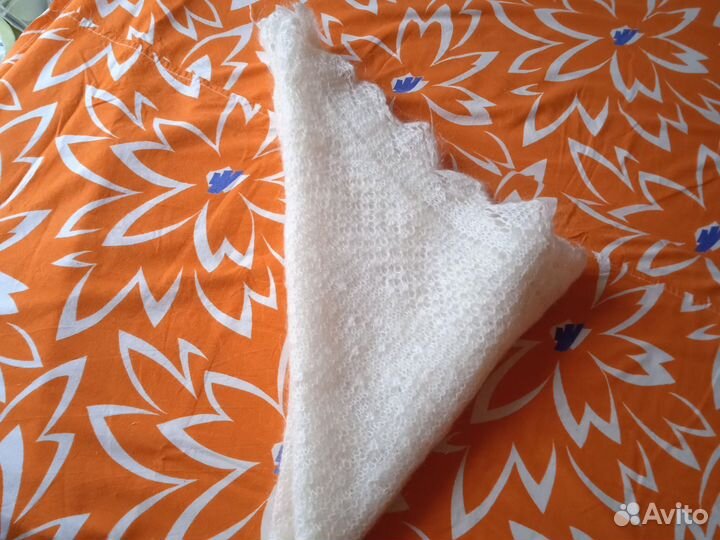 Пуховый платок шаль паутинка