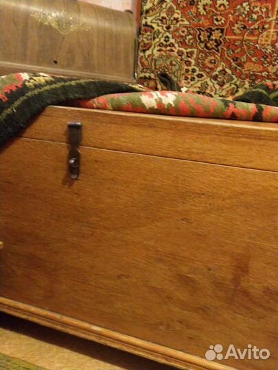 Сундук деревянный старинный, самовывоз