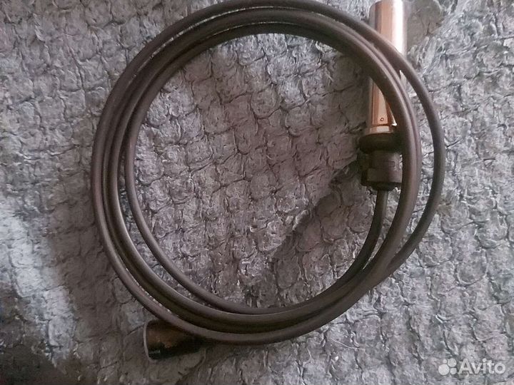 Датчик скорости вращения колеса (датчик ABS)