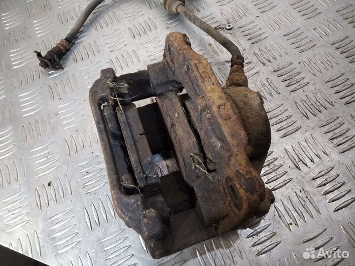 Суппорт передний левый Renault Megane II