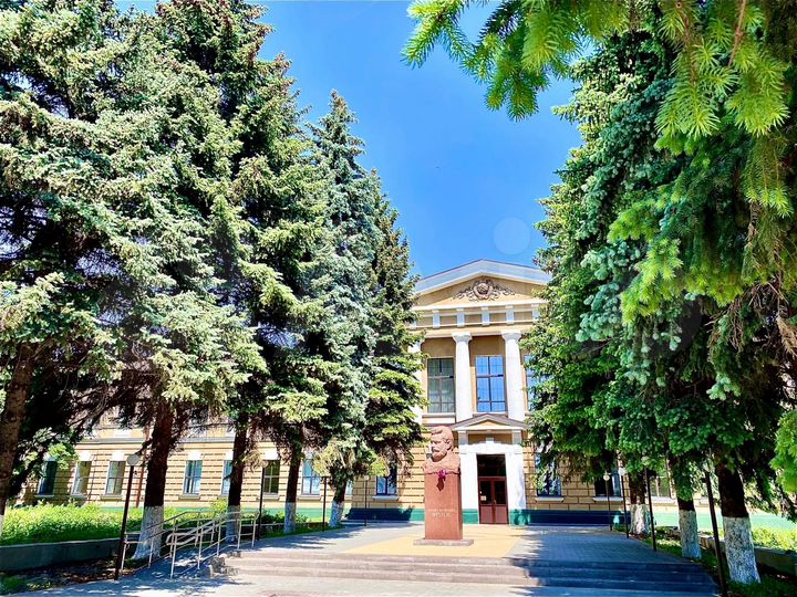 Аренда в бц Фрунзенский, 47м2 и 165м2, Ленина