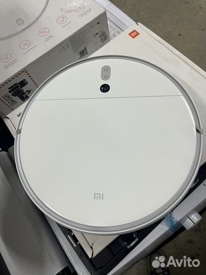 Робот-пылесос Xiaomi Mi Robot Vacuum-Mop 2 белый