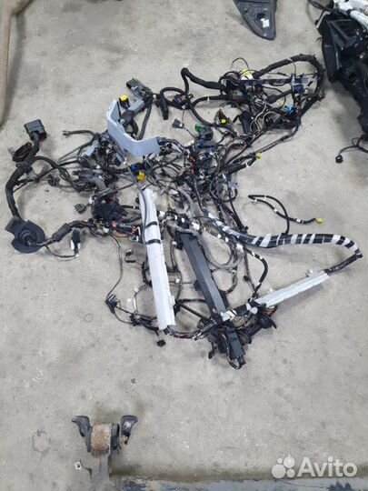 Проводка салона Opel Astra универсал Z13DTH 2008