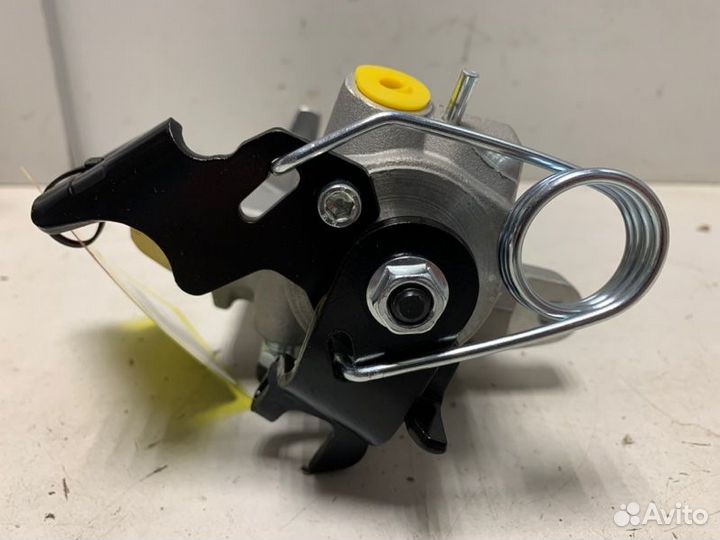 Суппорт задний левый Volkswagen Passat B5