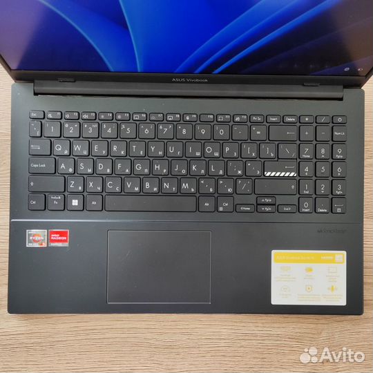 15.6 Asus VivobookGo 15 Ryzen 5 7520u 8Gb DDR5