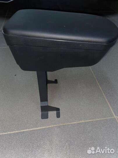 Подлокотник на гранту