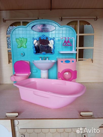 Ванная комната для кукольного домика