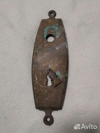 Старинная накладка для замка