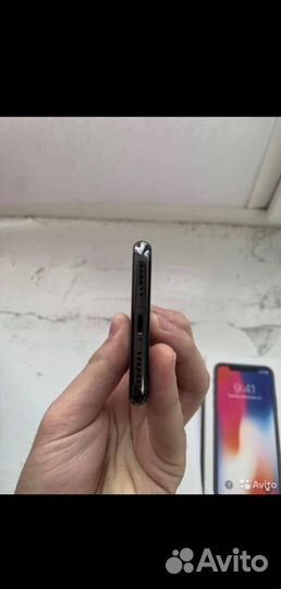 iPhone X, 64 ГБ