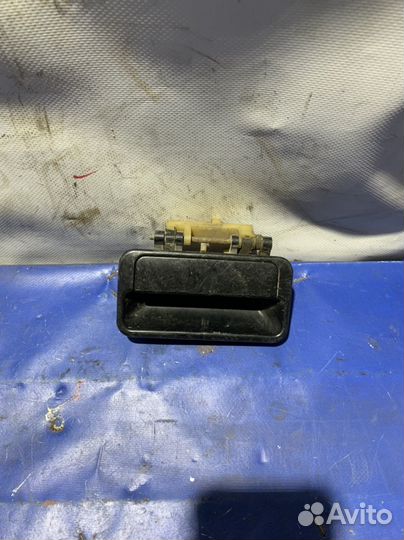 Ручка двери задняя левая suzuki swift