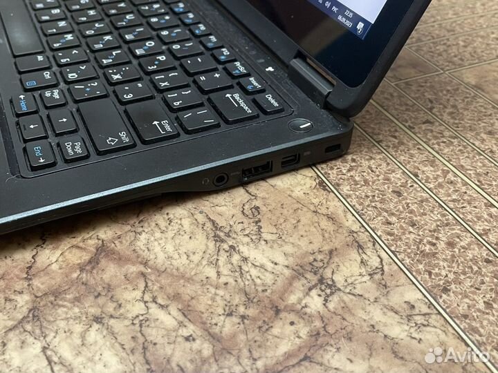 Ноутбук Dell Latitude E7250