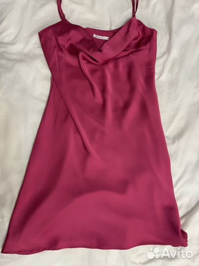 Атласное платье