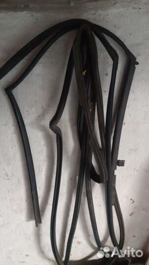 Уплотнитель двери accent