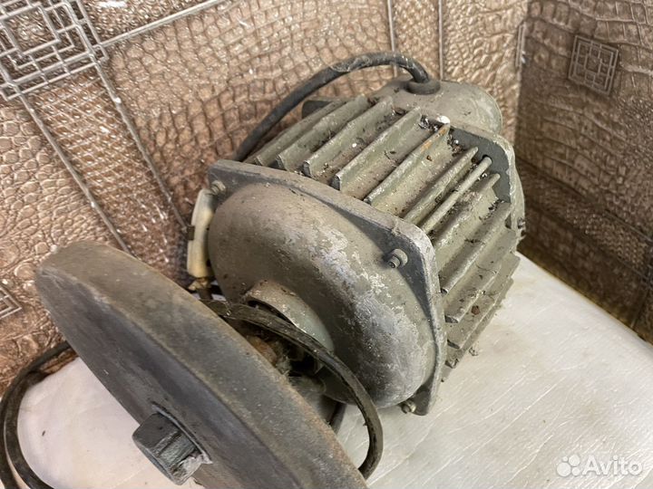 Редкий огромный двигатель 1968 год станок СССР