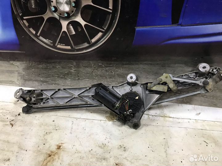 Трапеция стеклоочистителя с мотором Mercedes W220