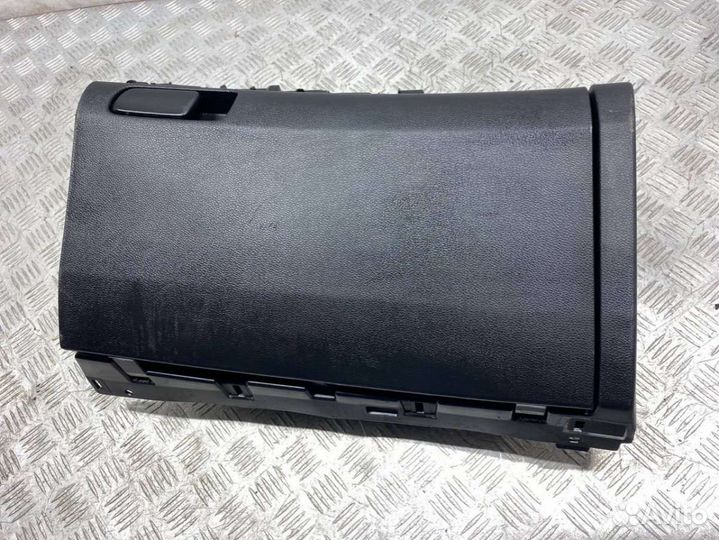 Бардачок HondaAccord 92014