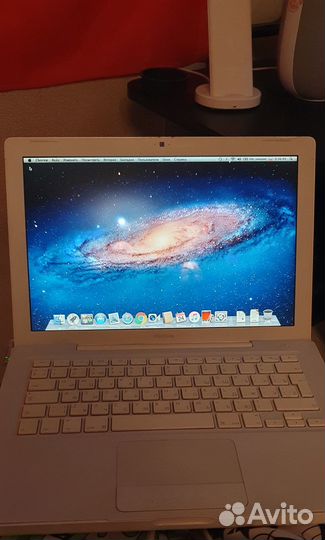 Продам MacBook a1181