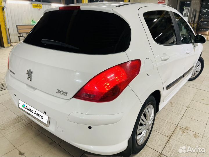 Peugeot 308 1.6 AT, 2011, 170 000 км