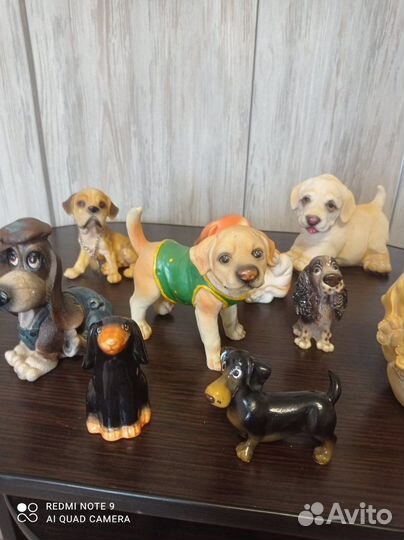 Фигурки собак