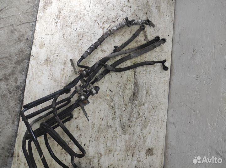 Трубка гура Skoda Octavia Tour A4