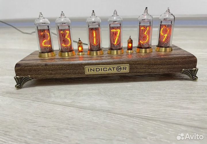 Ламповые часы