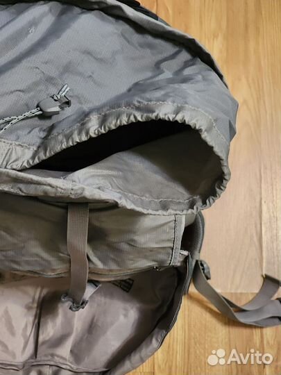 Рюкзаки туристические Deuter