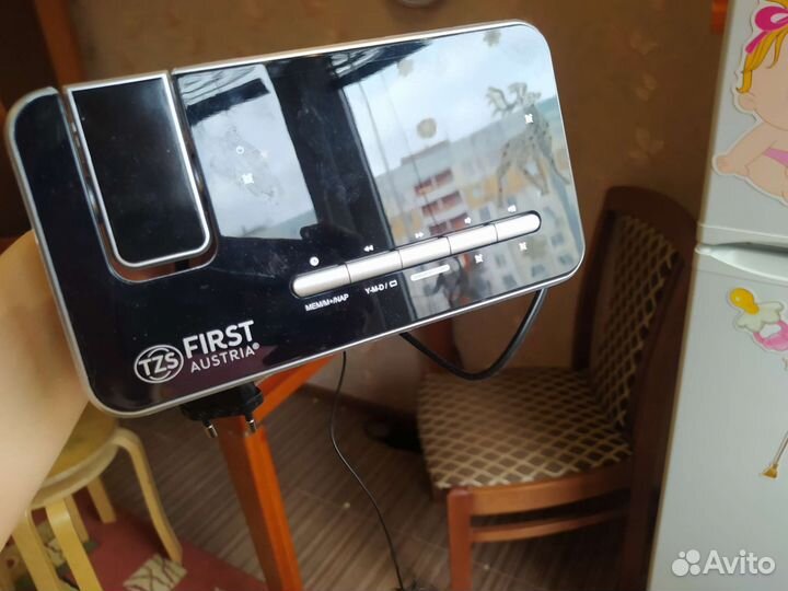 Радио часы с проектором