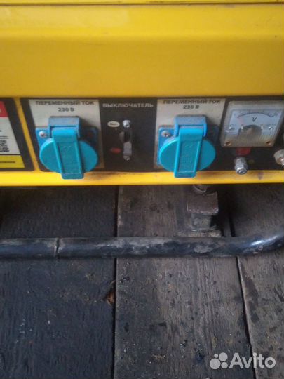 Бензогенератор бг2500М