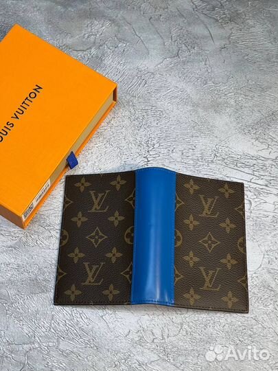 Обложка для паспорта Louis Vuitton