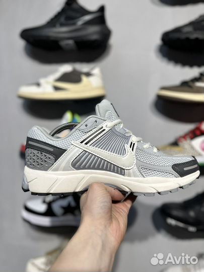 Кроссовки Nike womero