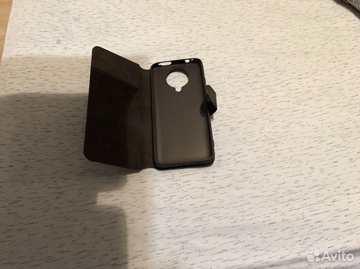 Продаю чехол на Poko F 2 pro