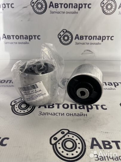 Гидроопора нижнего рычага Q7/ Touareg