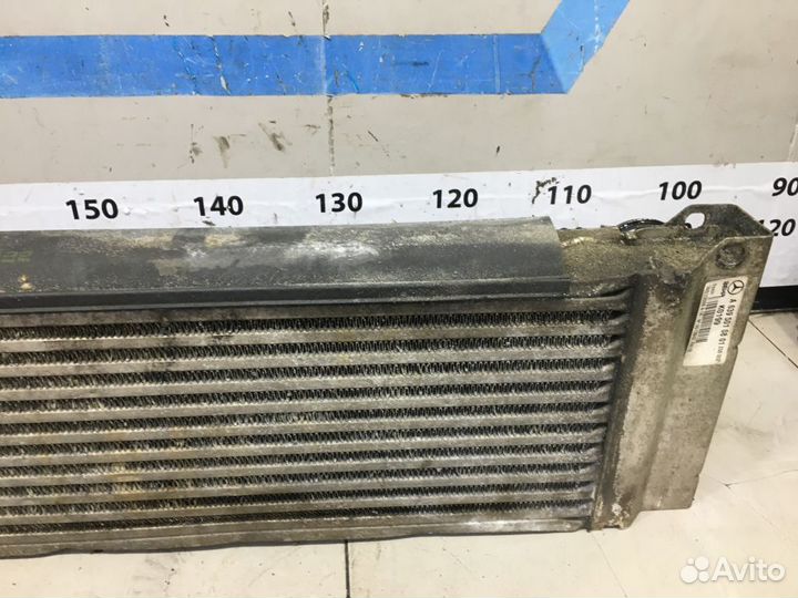 Радиатор охлаждения турбины (интеркулер) Mercedes W639 Vito Viano