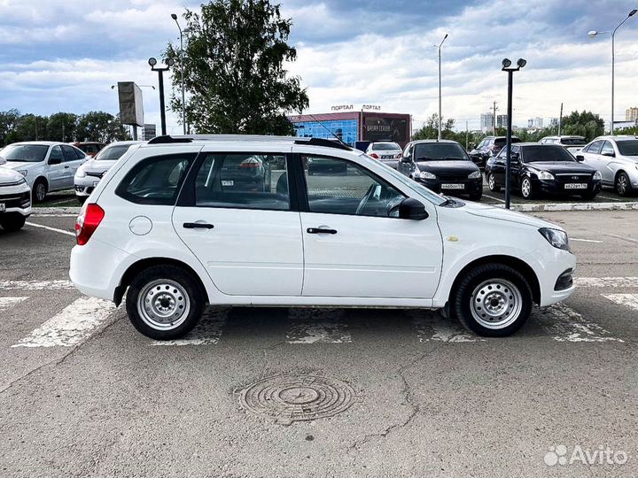 LADA Granta 1.6 МТ, 2019, 64 000 км