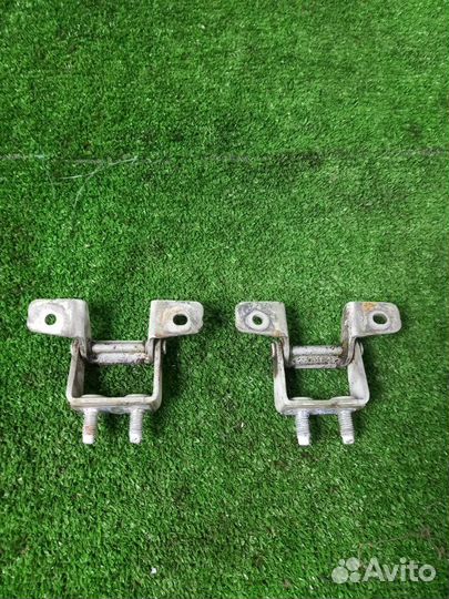 Петля крышки багажника Kia Ceed ED G4FA 2012