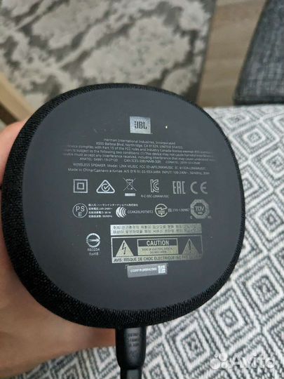 Колонка JBL link music с Алисой