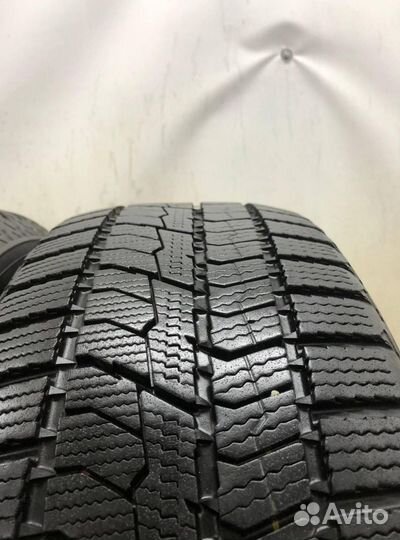 Toyo Observe GIZ2 205/60 R16 100Z