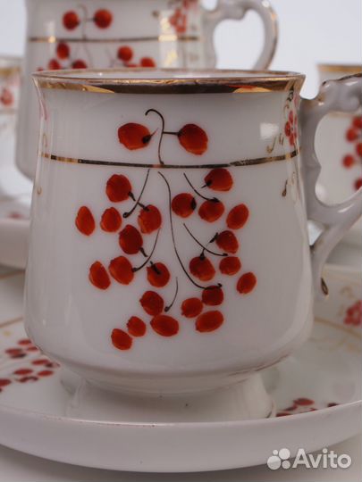 Сервиз фарфоровый 