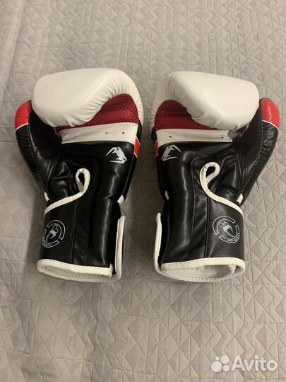 Боксерские перчатки 14 oz