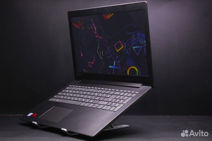 Крутой ноутбук Lenovo/ Intel i7-7500U/ Radeon 530