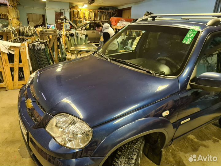 Стекло перед опус Renault Clio II 5D 1999