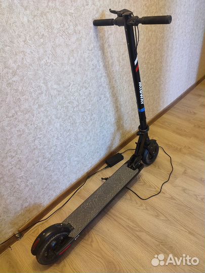 Электросамокат Yamato Midway 0809 Pro