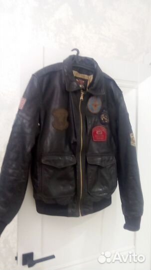 Продам фирменную куртку * авиатор*