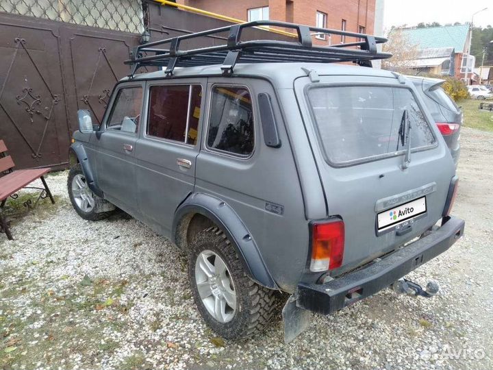 LADA 4x4 (Нива) 1.8 МТ, 2002, 155 000 км