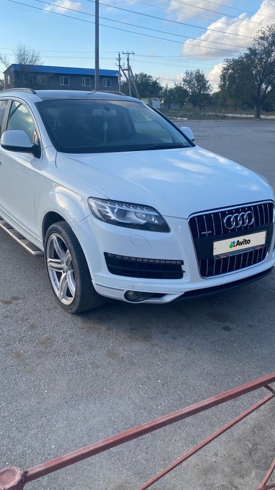 Audi Q7: фото владельца