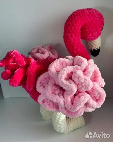 Фламинго вязаный