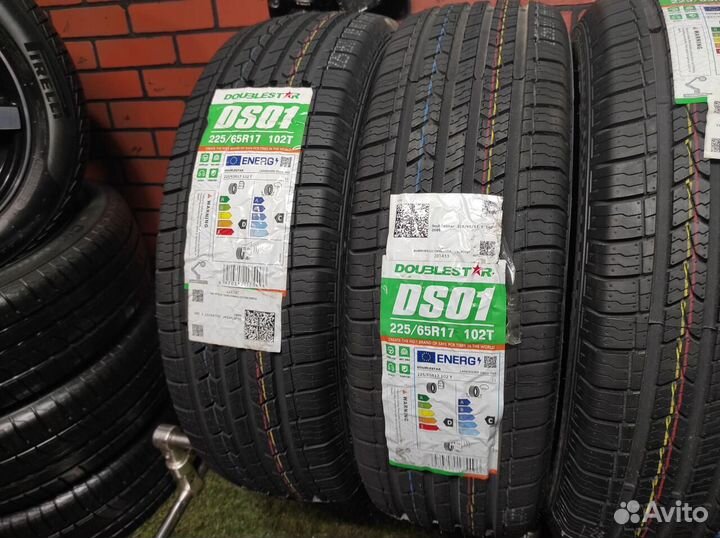 DoubleStar DS01 225/65 R17 102T