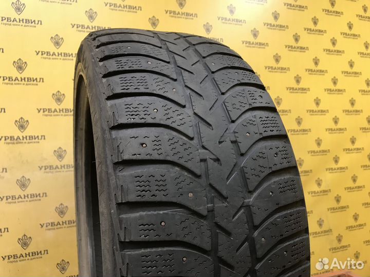 Bridgestone Ice Cruiser 5000 215/50 R17 91T